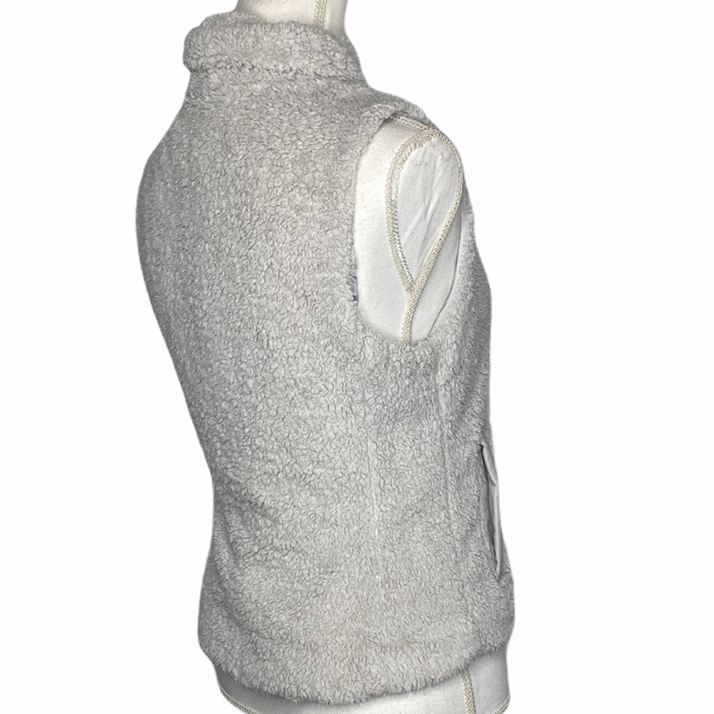 Patagonia Fleece Women’s Vest - Picture 6 of 12